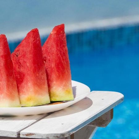 Summer House With Heated Swimming Pool Mostar Eksteriør billede